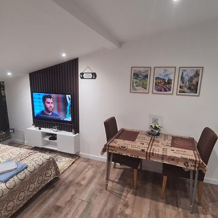 Samitest Beograd Ngoại thất bức ảnh